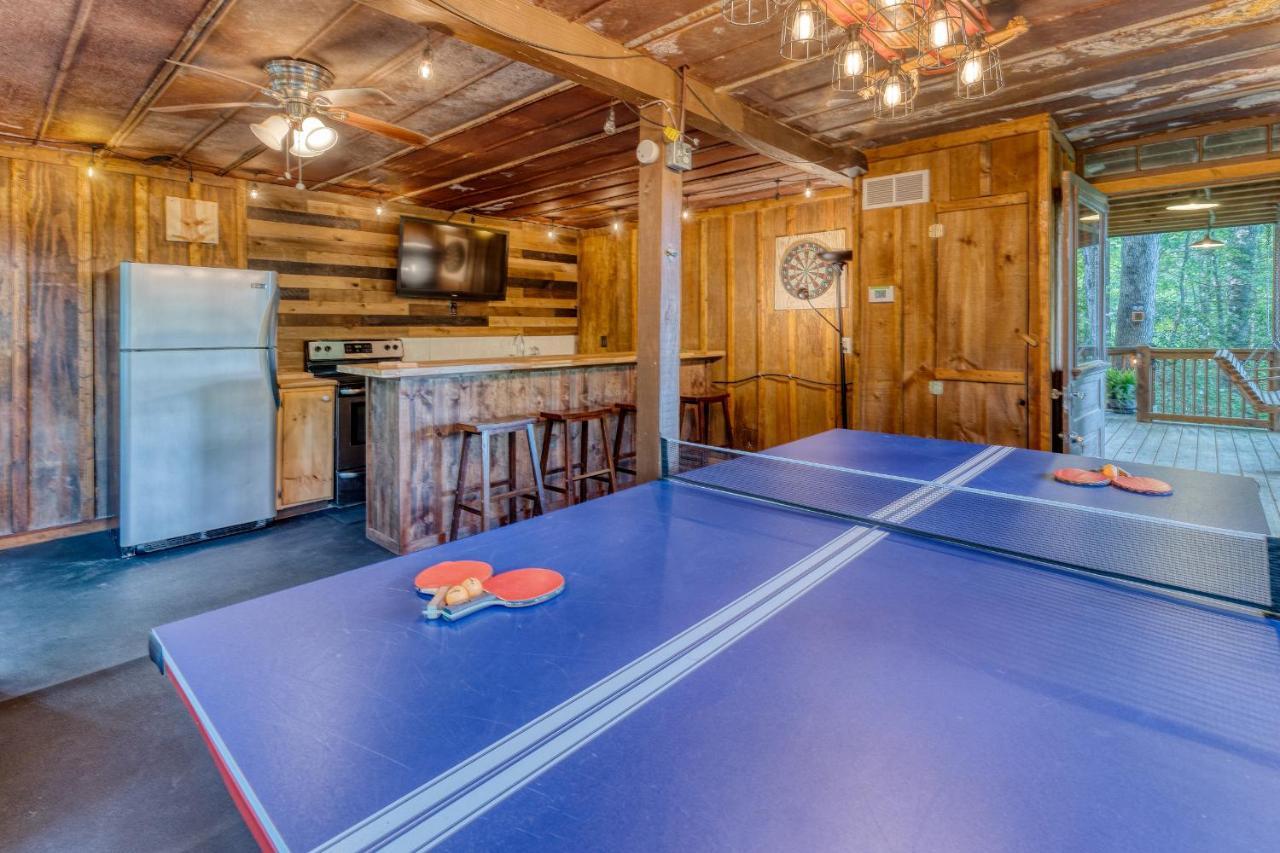 Secluded Sunrise Ridge-10 Min From Blue Ridge, King Beds, Hot Tub, 2 Porches, Fireplace Wood Burning, Mountain View, Cozy Exterior foto